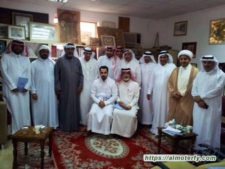 (مشهد الفكر الأحسائي يستضيف الأستاذ عساكر) (مشهد الفكر الأحسائي يستضيف الأستاذ عساكر)