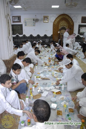 مشروع افطار صائم (افطار الجميع بيد الجميع )