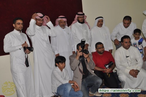 اختتام دورتي اساسيات التصوير الفوتغرافي وفن التصوير البلاوتريه داخل الاستديو