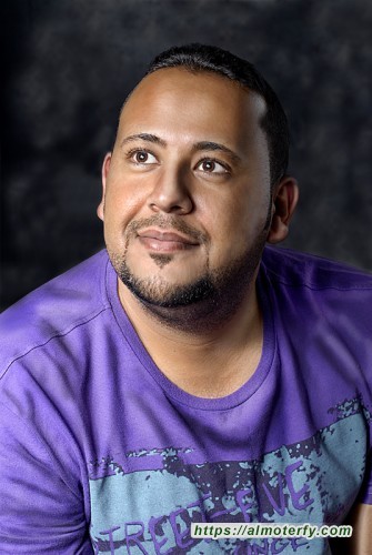 الاخ علي عبدالكريم الهداف يتلقى التهاني بمقدم مولوده