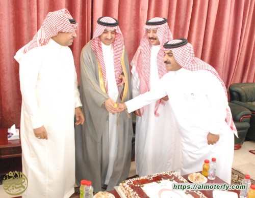 صحة الأحساء تعايد منسوبيها