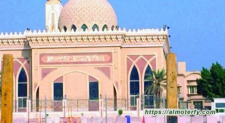 بثينة العباد وحلم الأبيض الناصع: رداء الطب وفستان الزفاف وليس ثوب الكفن