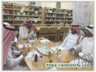 العويّد يعزف مشروعه الجديد.. هدية للسرد، وخدمة لفنّ القصة القصيرة!!