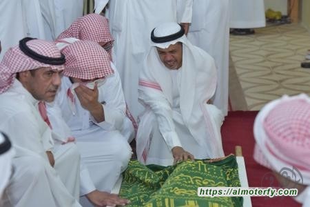 الصور .. الأحساء الثقافة والأدب تشيع الصحفي والأديب " الجاسم " في مقبرة الطرف 