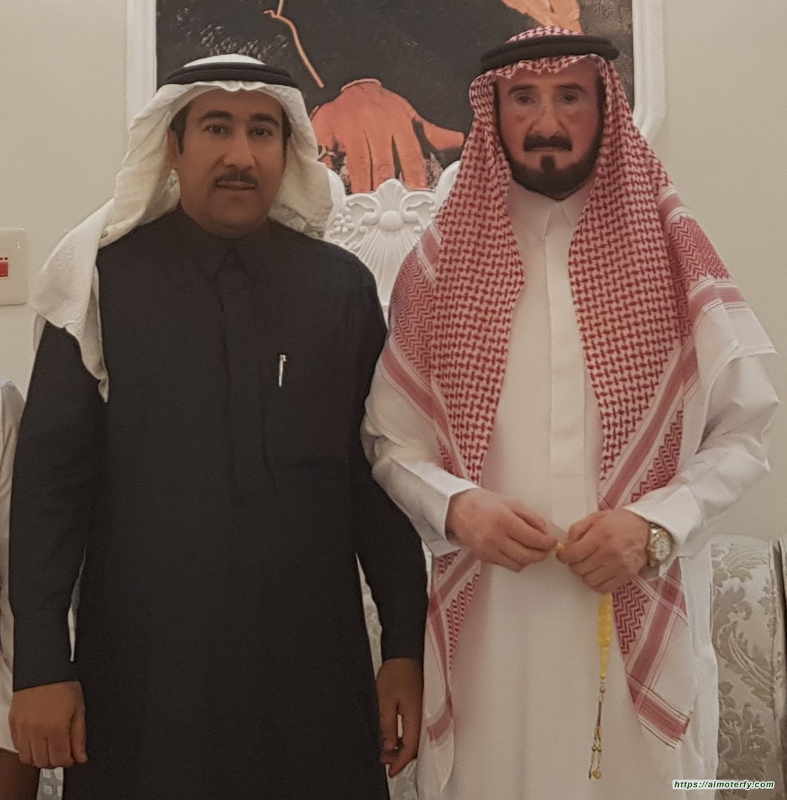 رئيس مركز الزايدية في الاحساء يُكرِّم الوحيمد ...