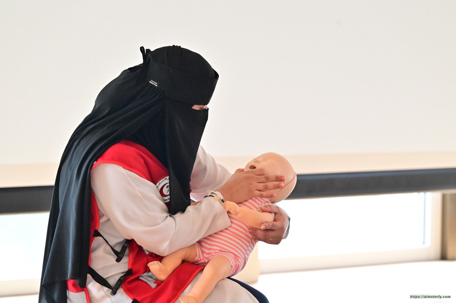 (22935) مستفيد من البرامج التدريبية في الهلال الأحمر بالشرقية خلال شهر أكتوبر 2025م