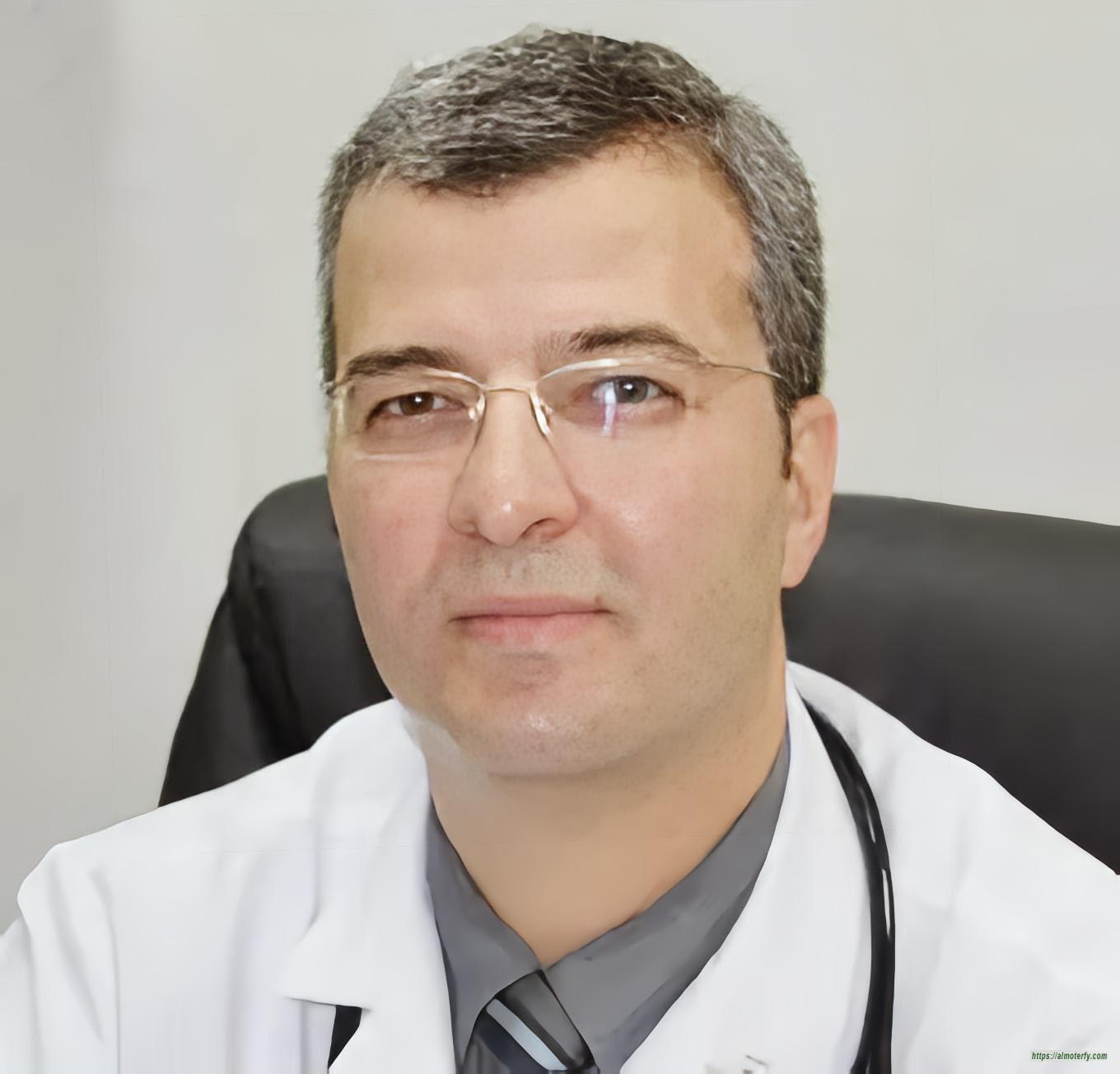 *د.طارق الشعراوي استشاري أمراض الجهاز الهضمي والكبد بمستشفيات الحمادي:*  *التشخيص المبكر واتباع نمط حياة صحي يساعدان في الحد من مضاعفات جيوب القولون وتحسين جودة الحياة للمرضى*