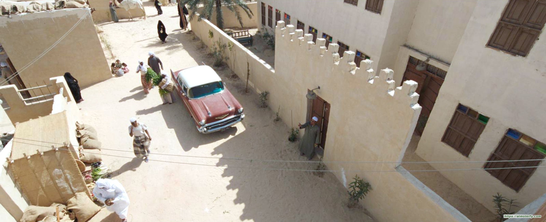 خيوط المعازيب.. استعادة ذاكرة «أحساء» الستينيات.