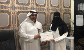 الدكتورة صالحة الدوسري تتلقى الشكر والتقدير بانتهاء تكليفها بمستشفى الجفر العام