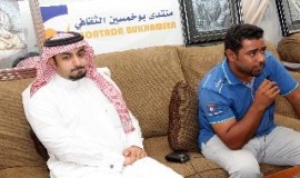 منتدى بوخمسين الثقافي يكرم الموهبة الشابة حسين الخضيري