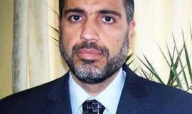 نكتٌ عابرة تُخرج من سحائبها ودق الذاكرة
