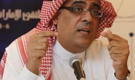 البحث الدائم عن خبرة الحواس.