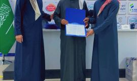 إدارة الإعلام والاتصال بنادي الفتح تكرّم الزميل زهير الغزال تقديرًا لحضوره الدائم للمؤتمرات